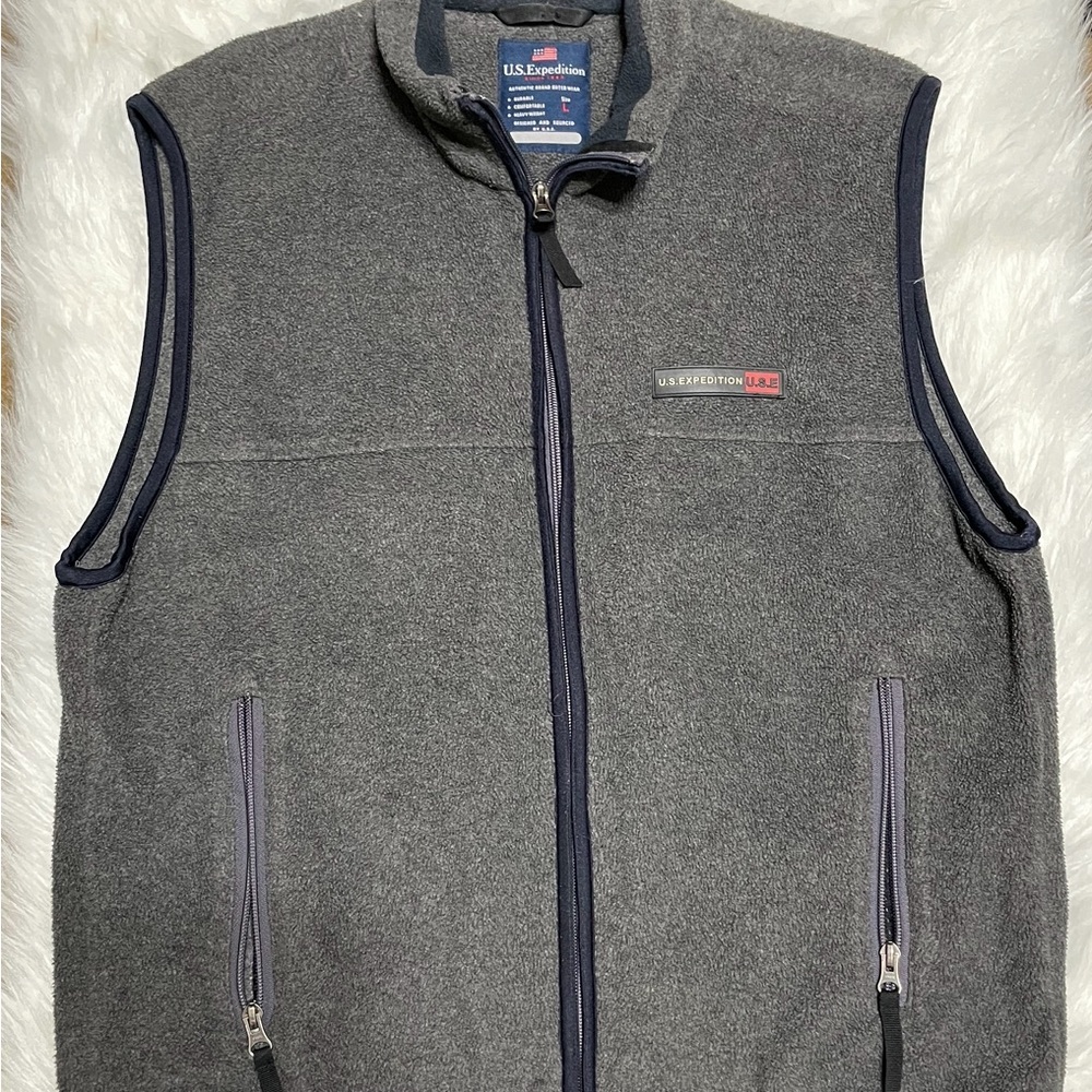 U.S. Expedition U.S.E  Vest Size Large.